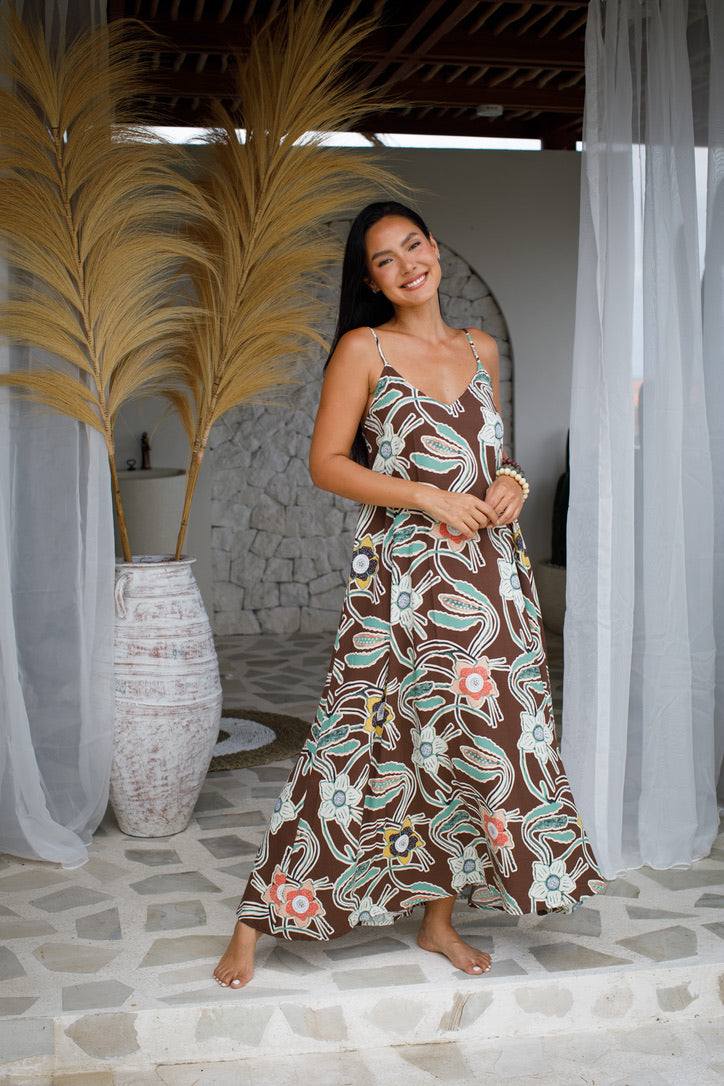 tiger lily boutique dresses Tiger Lily Bow Back Maxi Coconut / M/L / Rayon