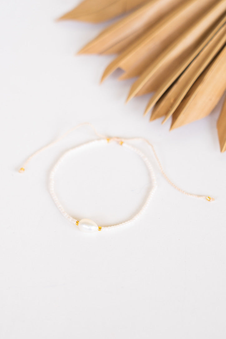 Classy She Is Single Pearl Bracelet | Shop Coco Rose Boutique Beach & Resort Wear