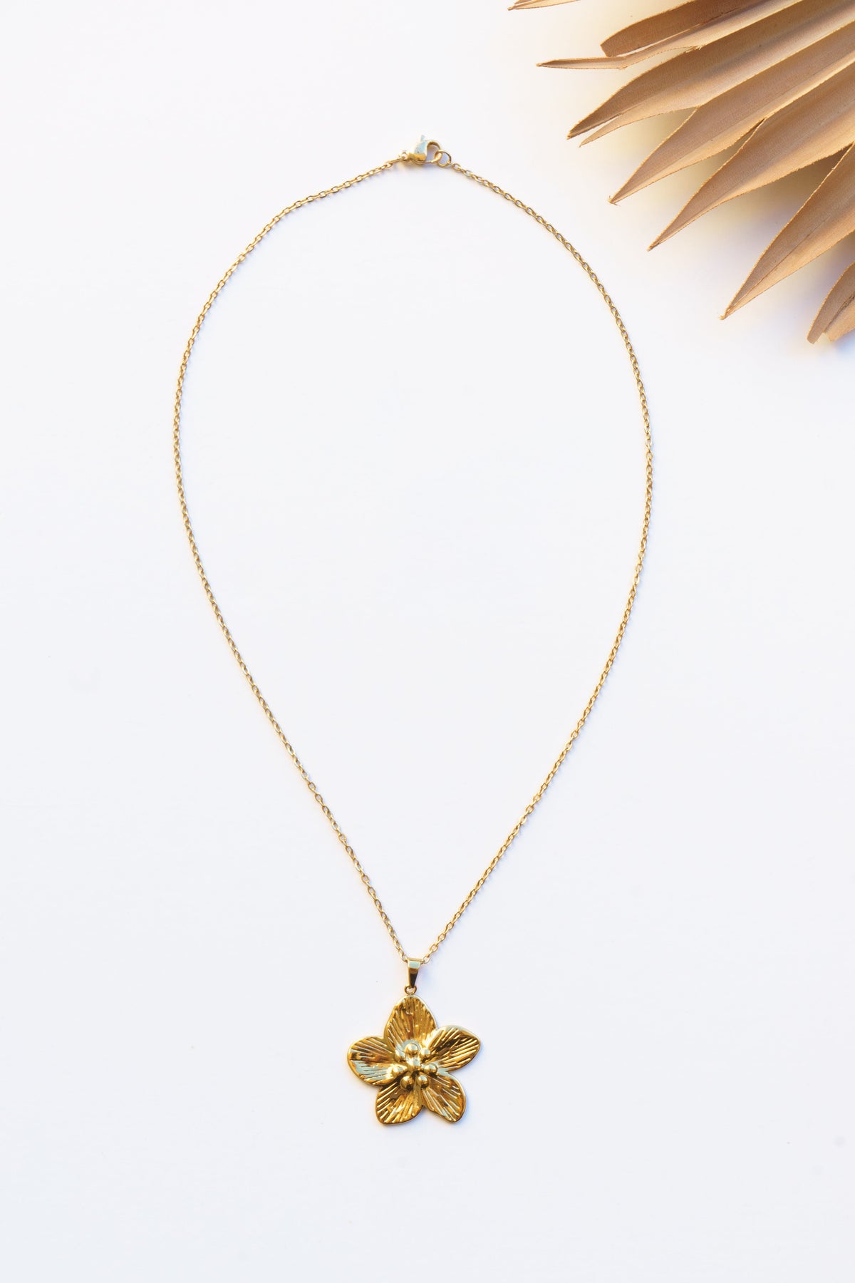 Island Bloom Pendant Necklace | Shop Coco Rose Boutique Beach & Resort Wear