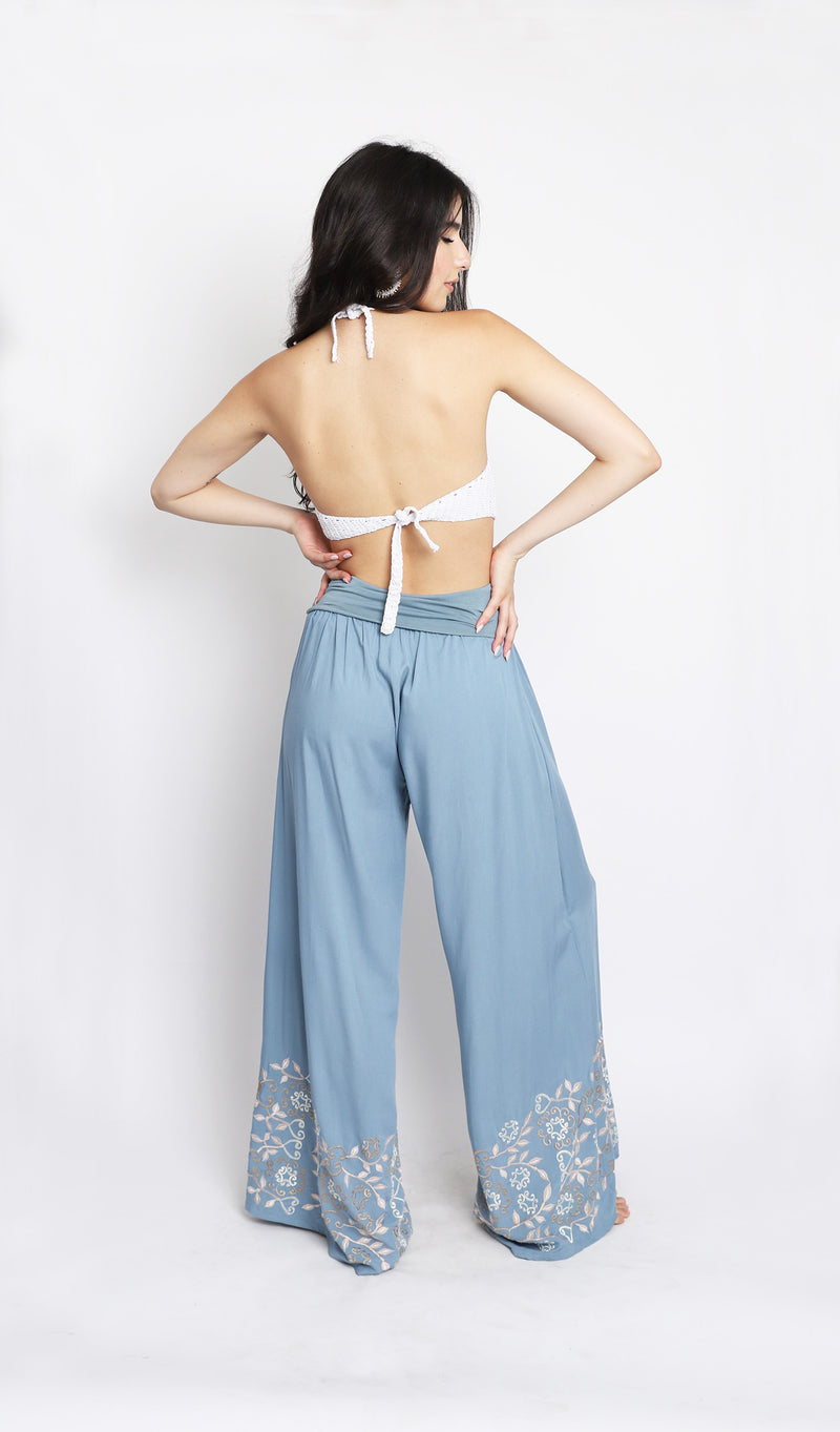 Bali Queen, Coco Rose, Resort Wear, Pool Wear, Bathing Suit Coverup, Summer, Sundress, Summer Style, Beach Boutique, Bali, Travel, Boho Style, Tulum, Embroidery, Trending, Cruise Wear, Vacation, Beach Wear, Insta Beachwear, Lifestyle, Swim, Caftan, Shop Online, Embroidered Pant, Wide Leg Pant,  Lounge Wear.